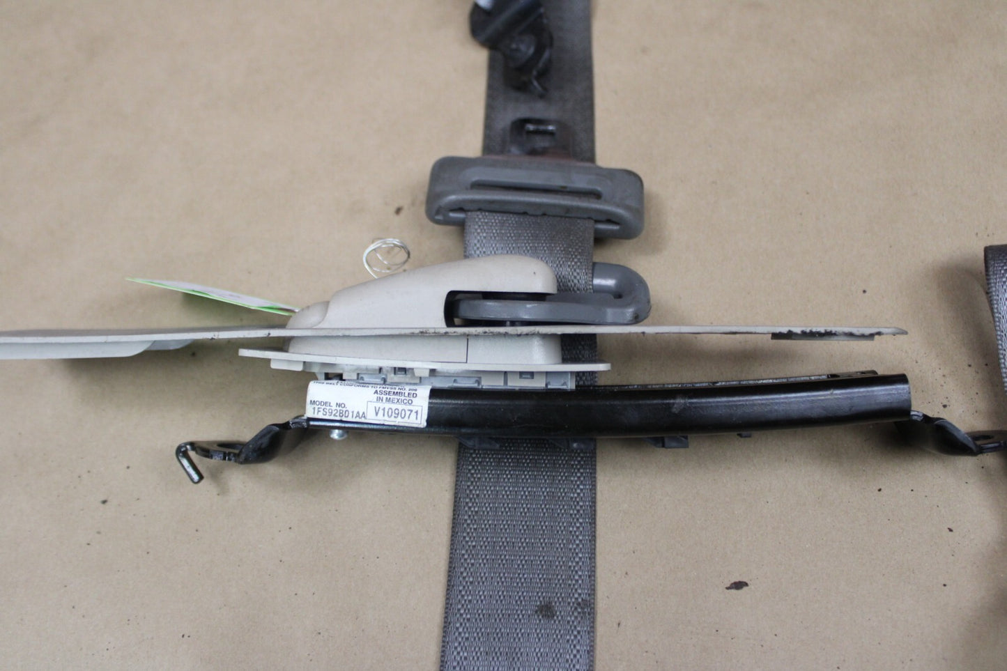 JEEP GRAND CHEROKEE SRT8 6.1L 2006-2010 OEM FRONT REAR LEFT RIGHT SEAT BELT SET