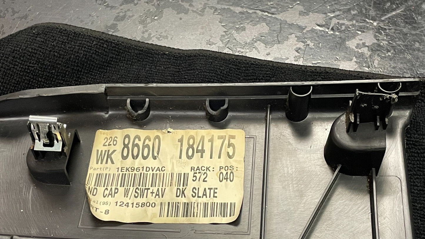 OEM 08-10 JEEP Grand Cherokee Rear Seat DVD Entertainment System VES Remote AV