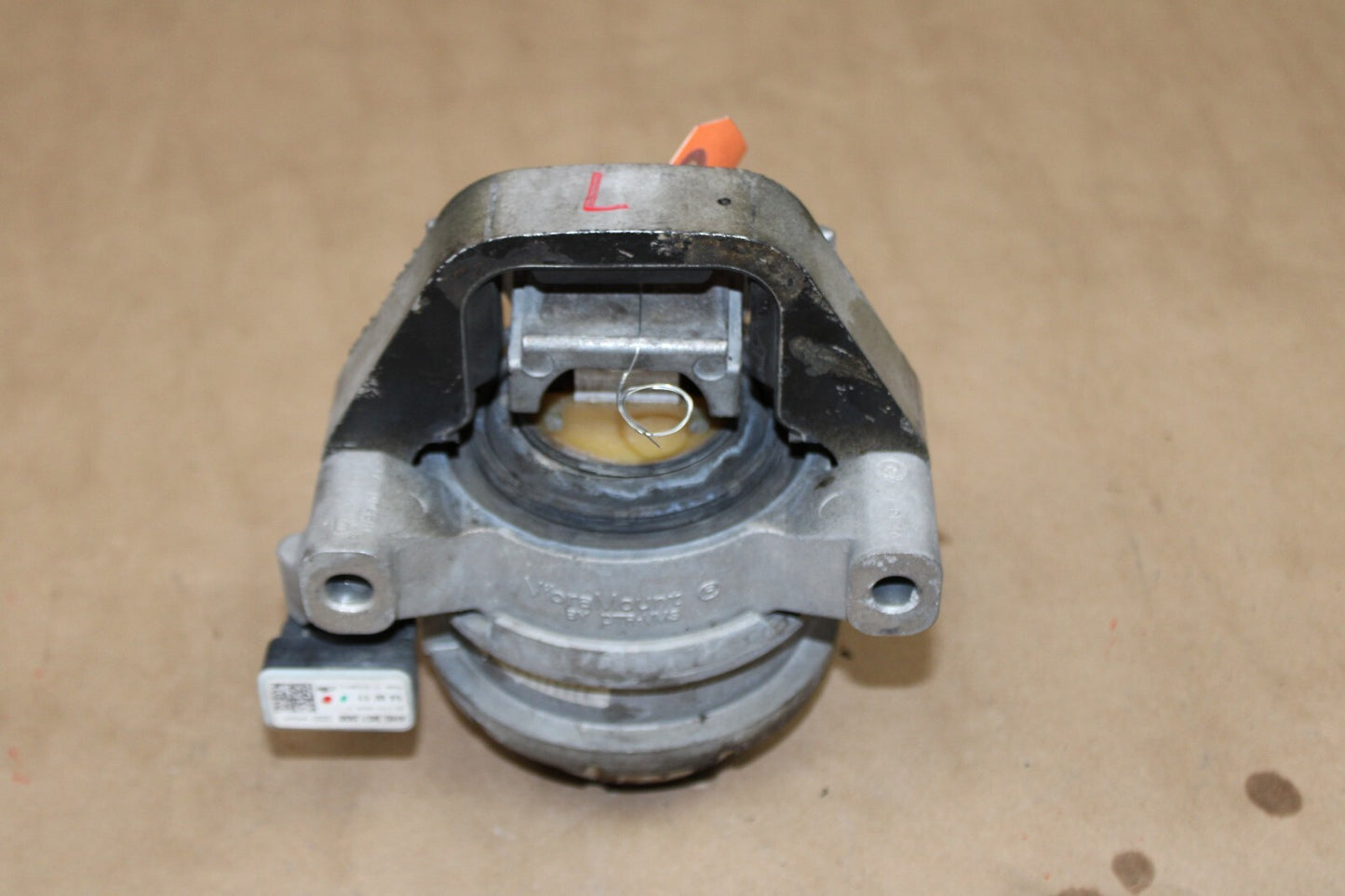 BAD 13-18 AUDI A8/S7/S8 4.0L FRONT LEFT ENGINE MOUNT WITH SENSOR OEM 4H0 907 508