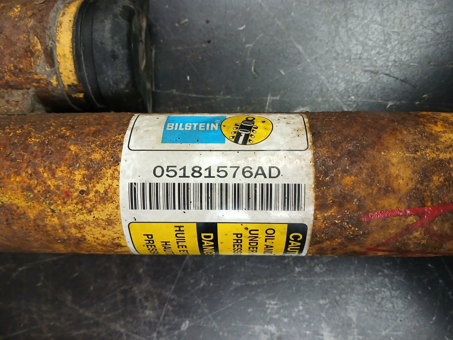 2013-2022 Dodge Challenger Rear Passenger RH Shock Absorber Strut 05181576ad