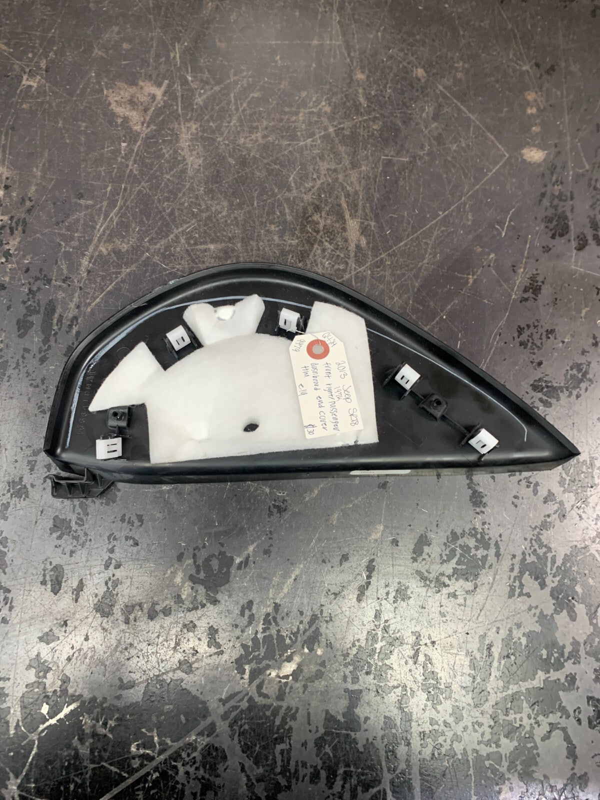 2011-2020 JEEP GRAND CHEROKEE FRONT RIGHT/PASSENGER DASHBOARD END COVER TRIM OEM