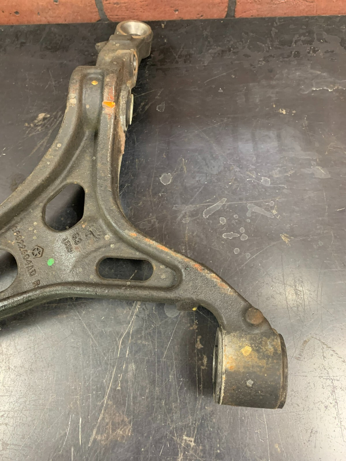 JEEP GRAND CHEROKEE SRT 6.4L 11-15 OEM FRONT RIGHT LOWER CRADLE CONTROL ARM 54K