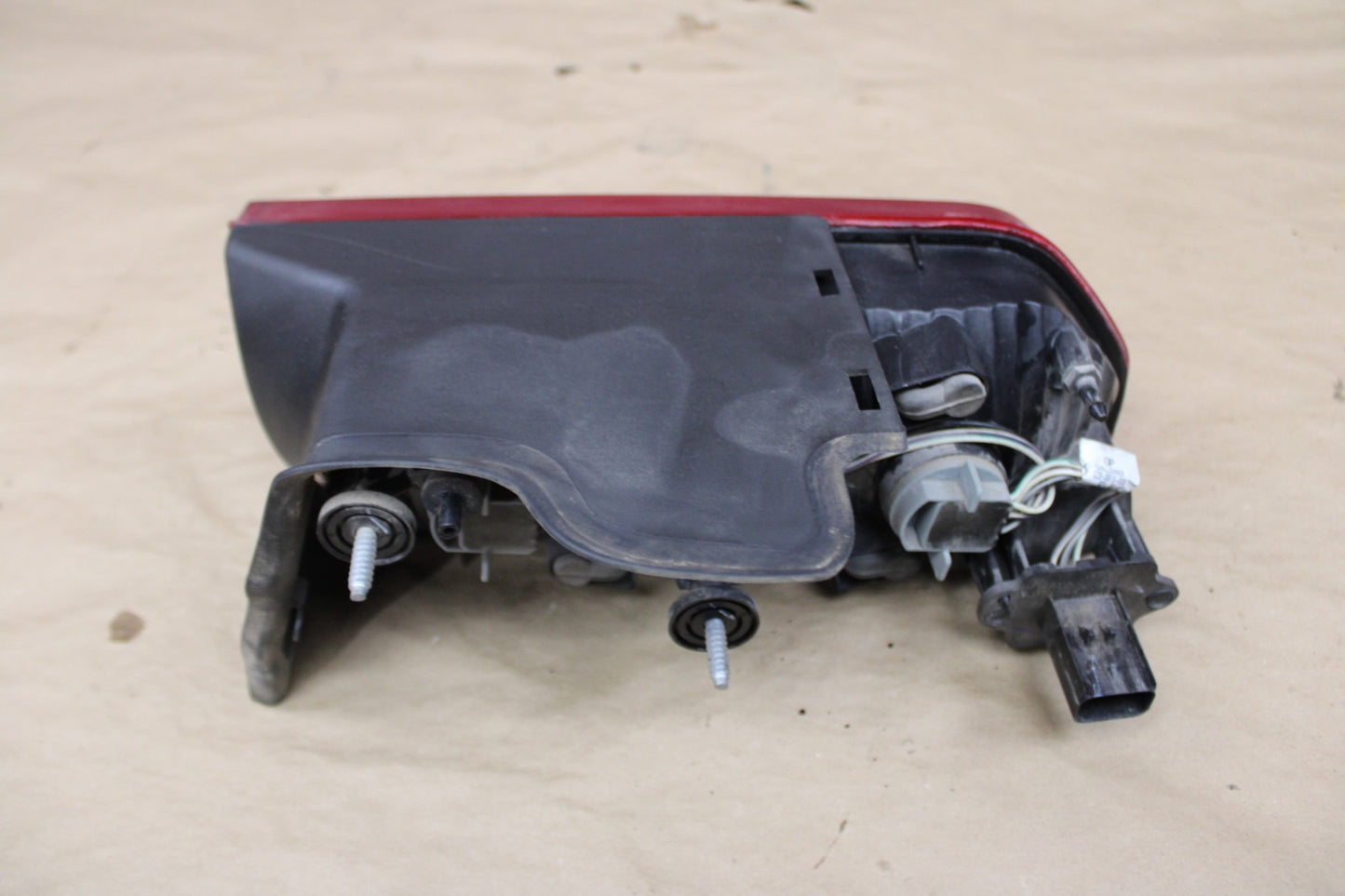 2008-2014 Dodge Challenger SRT8 Passenger Right Side Tail Light Taillight OEM