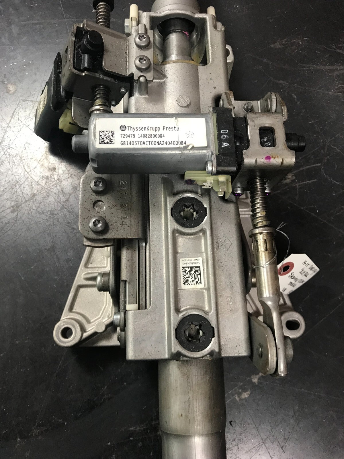 2015-2017 Dodge Challenger Scat Pack Steering Column Knuckle 68140570