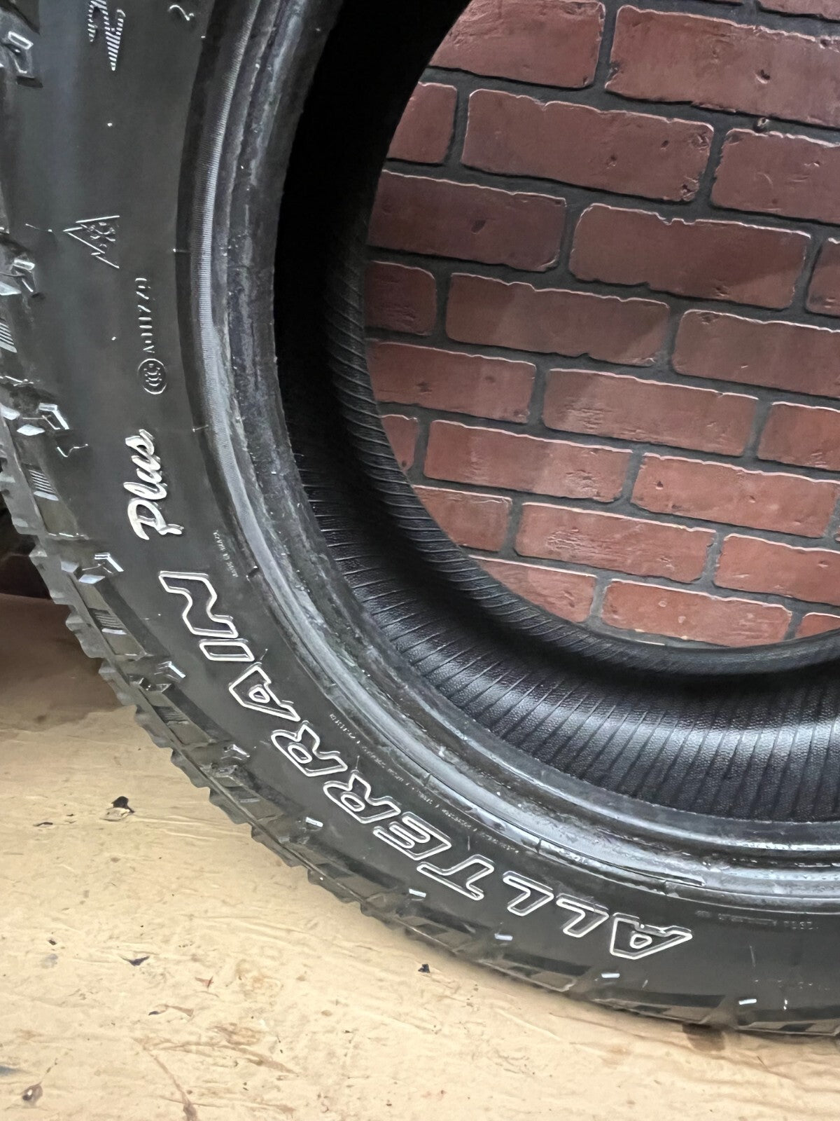 Used 2 X Pirelli Scorpion All Terrain Plus 275/55R20 113T Tires 5/32"