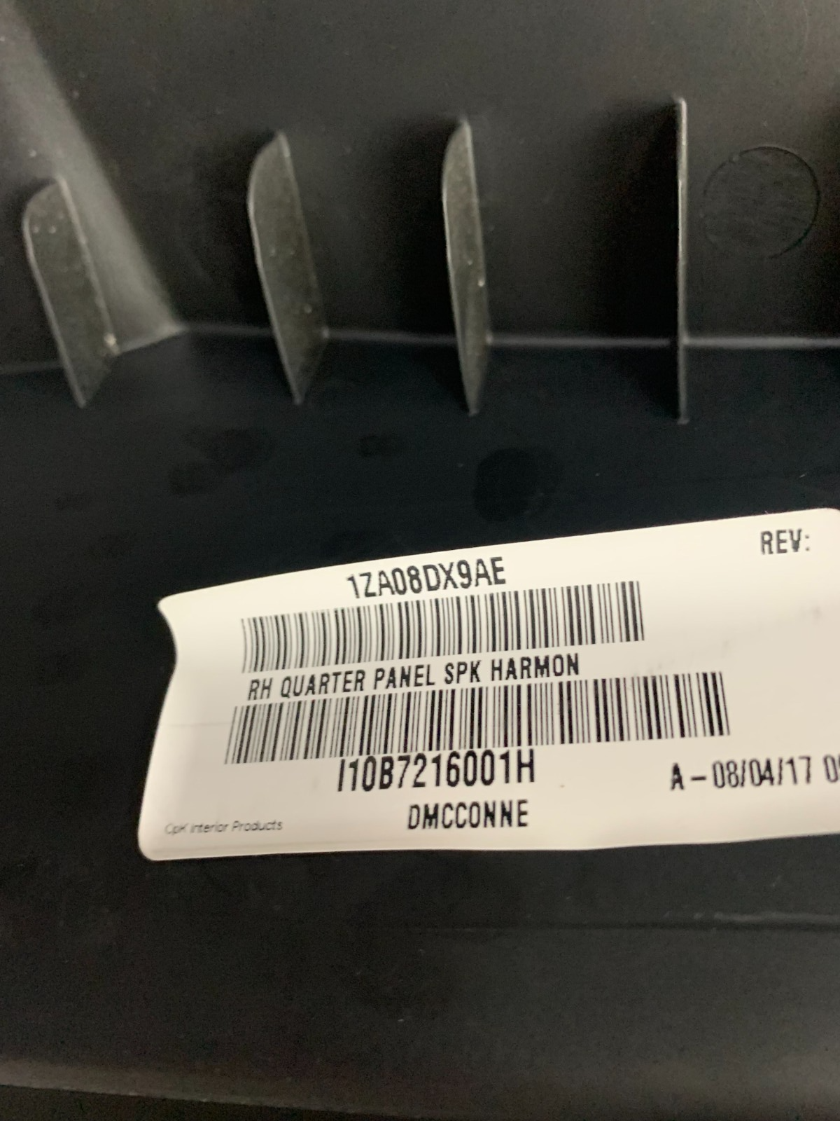 2015-2023 DODGE CHALLENGER PASSENGER RH SIDE QUARTER TRIM PANEL 1ZA08DX9AE