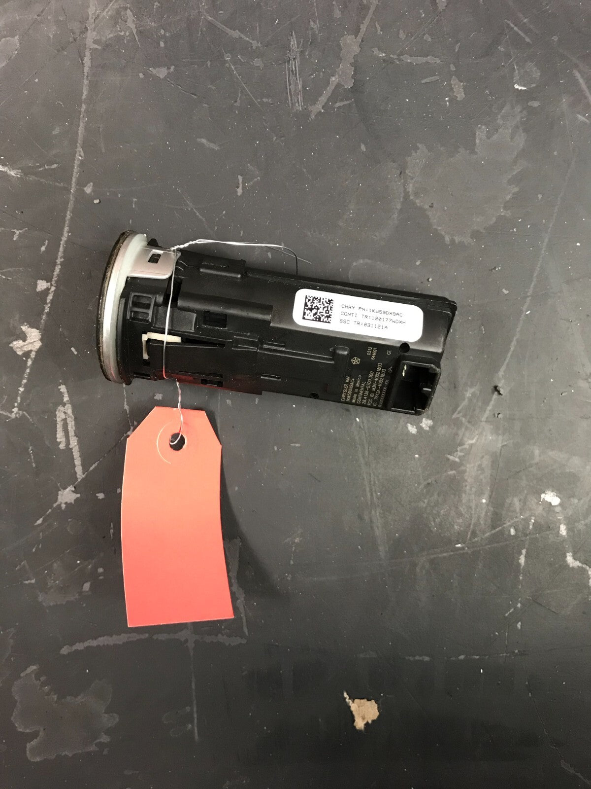 2011-2014 Chrysler 300 Mopar Keyless Ignition Node Module w/ Bezel 1kw59dx9ac
