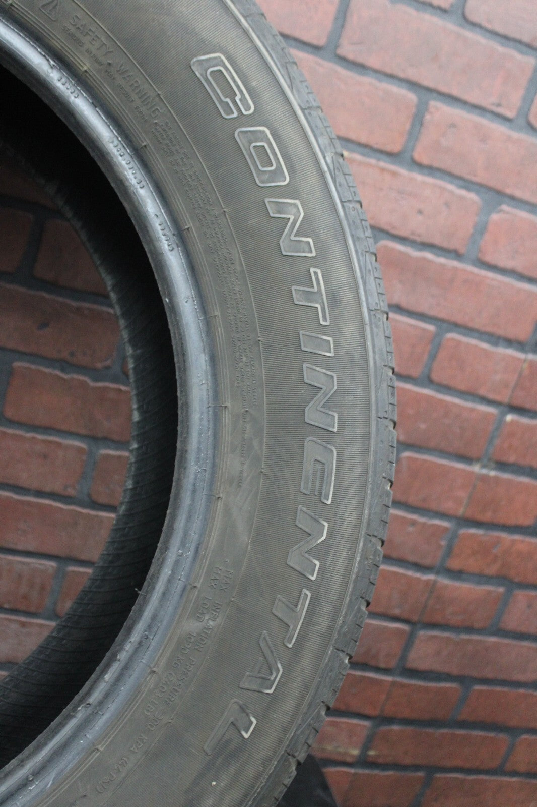 Used Continental Tire 275/55R20 5/32nds