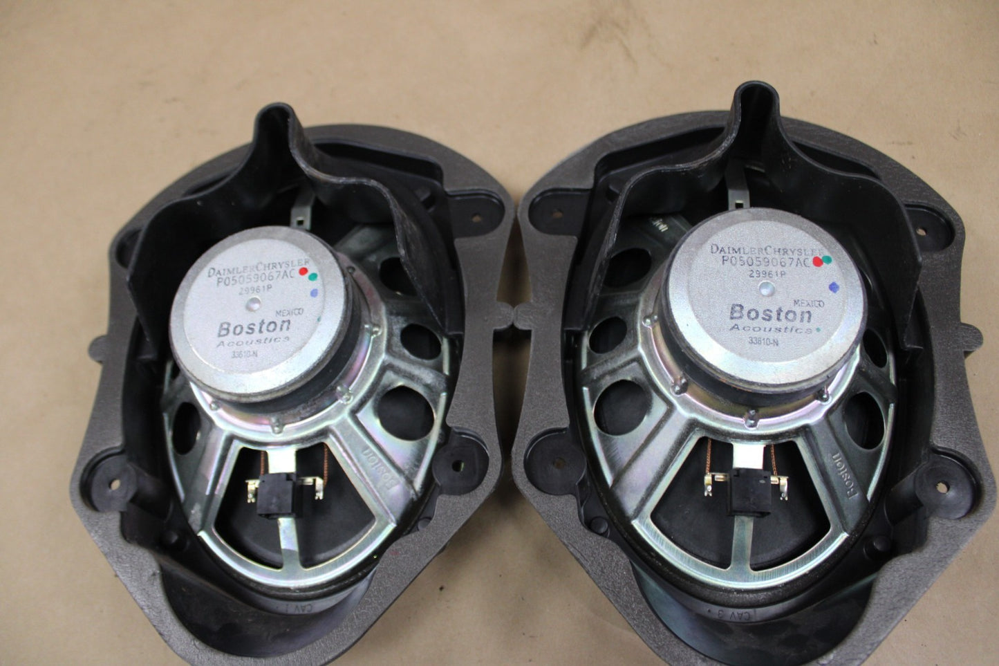 2011 Dodge Challenger SRT8 Sound Audio Speaker Set of 6 05059067AC 05059068AC