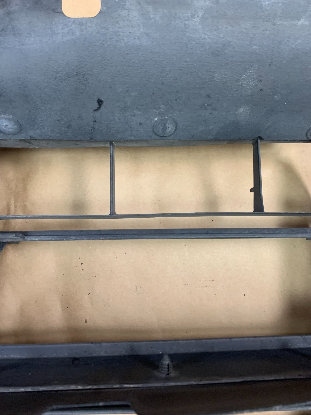 2015-2019 DODGE RAM 1500 5.7 Active Air Shutter Classic Style OEM Missing Slats