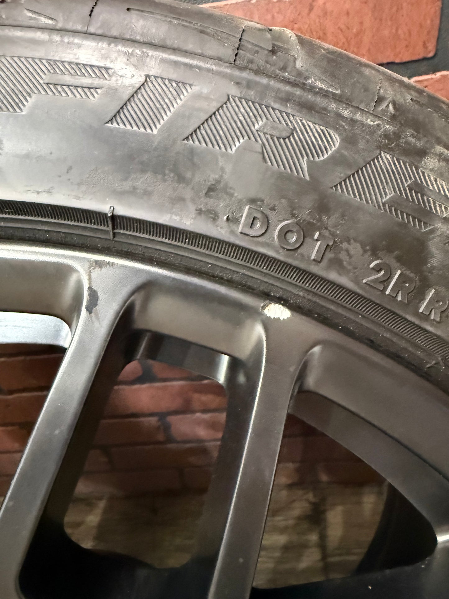 Used OEM Ford Mustang GT500 SVT Staggered Wheel and Tire Set 20x9.5, 19x9.5