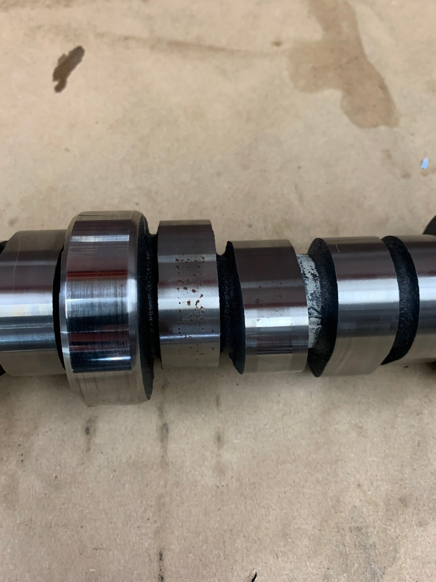 11-24 6.4L Hemi MDS Camshaft 419AB 5k Miles