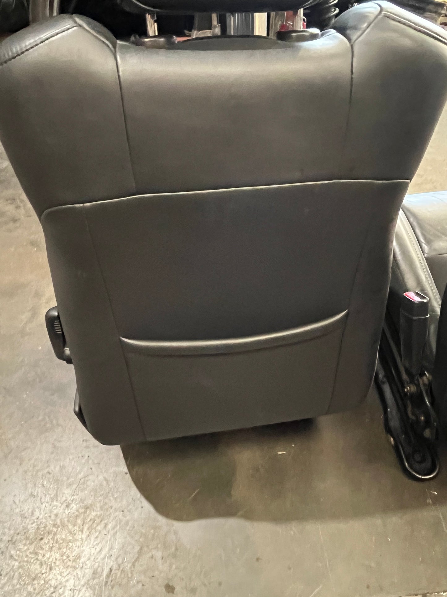 2005-2010 Chrysler 300C SRT8 Leather Seat Set Front Rear Driver Passenger 133K