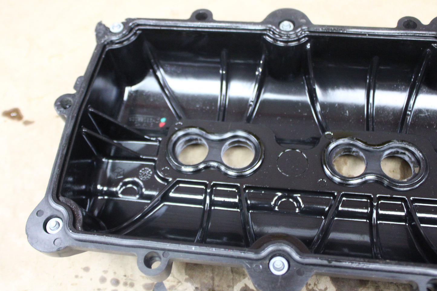 2011-2023 Dodge Challenger Charger 6.4L 392 Left Valve Cover