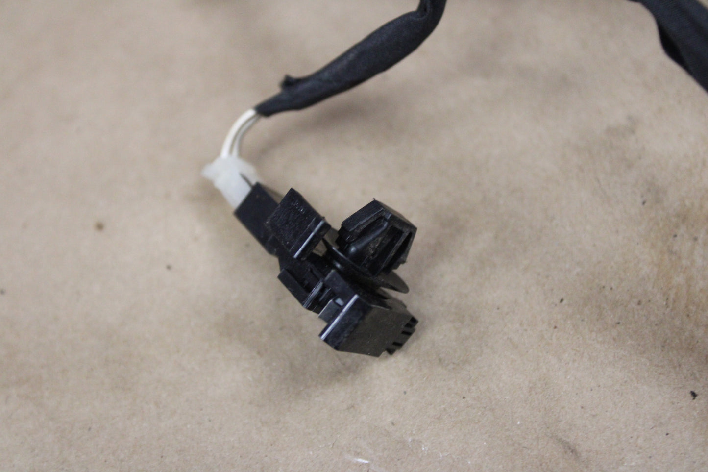 2017-2019 GMC Sierra Silverado Center Console Wire Wiring Harness 84289500