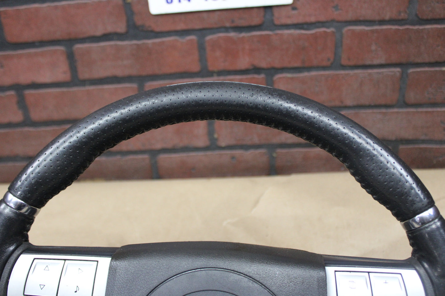 2006-2010 Chrysler 300C SRT8 Steering Wheel Horn Controls