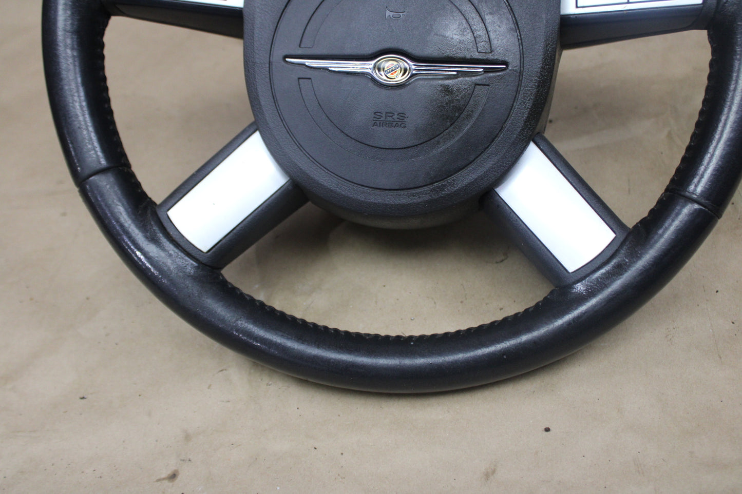 2006-2010 Chrysler 300C SRT8 Steering Wheel Horn Controls
