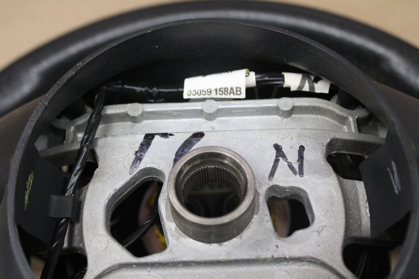 2006-2010 Chrysler 300C SRT8 Steering Wheel Horn Controls