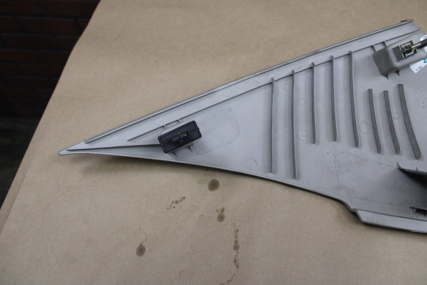 2005-2010 Chrysler 300C SRT8 Slate Gray C Pillar Interior Trim Panel Right