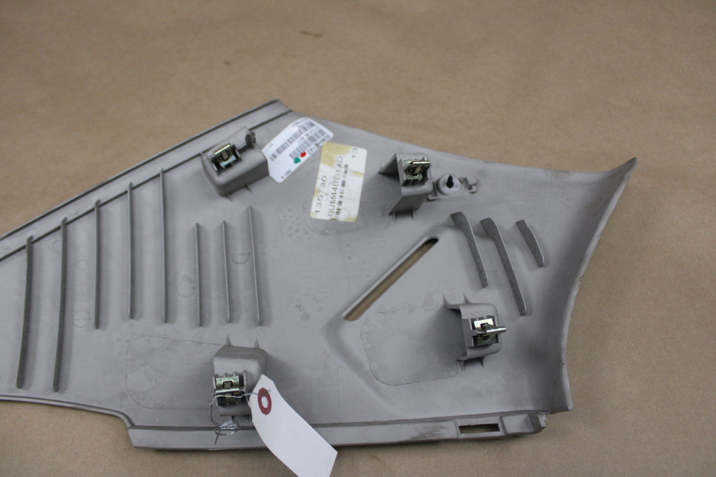 2005-2010 Chrysler 300C SRT8 Slate Gray C Pillar Interior Trim Panel Right