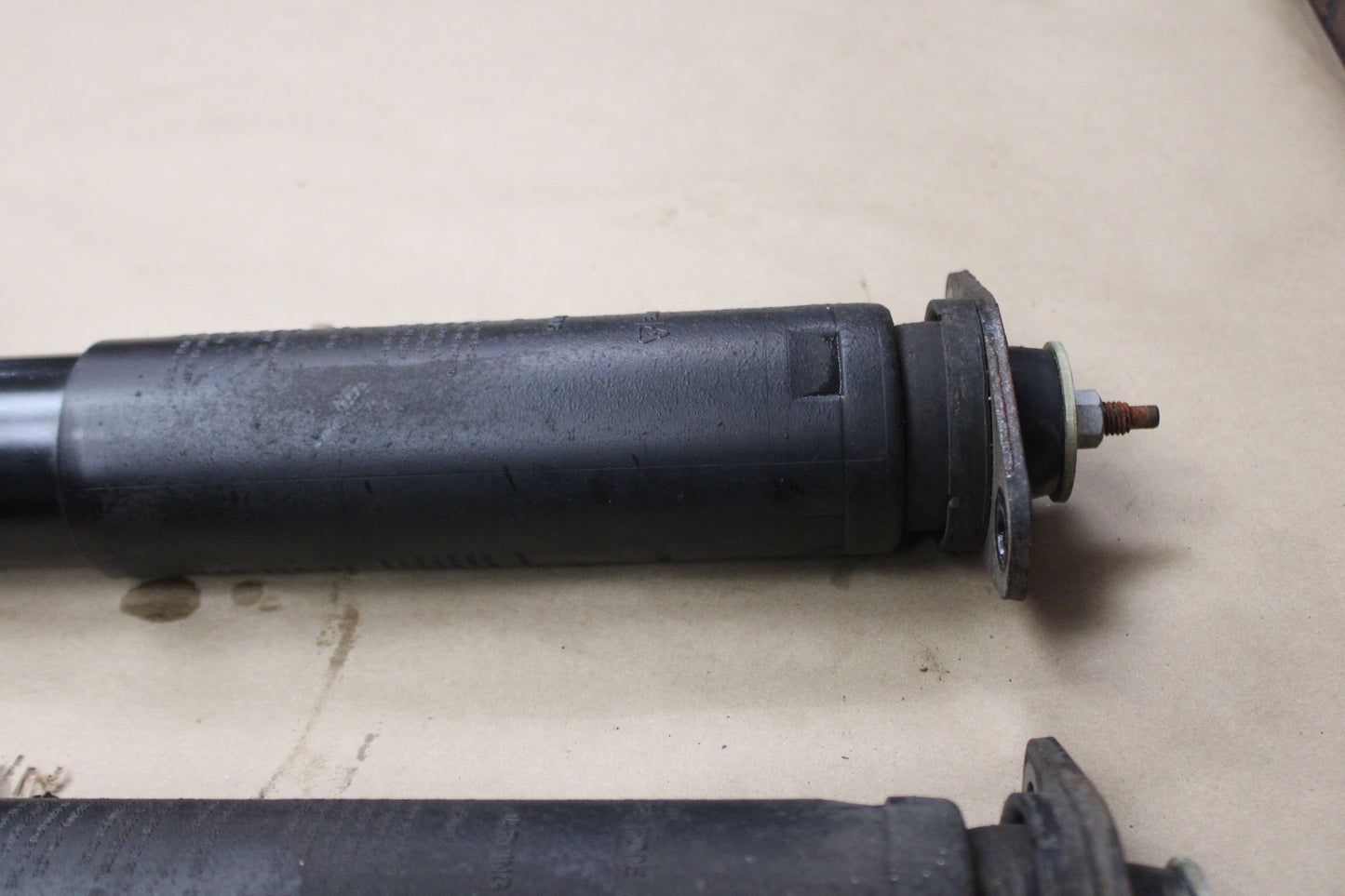 05-10 Chrysler 300C SRT8 SACHS OEM Rear Shock Absorber Strut Pair