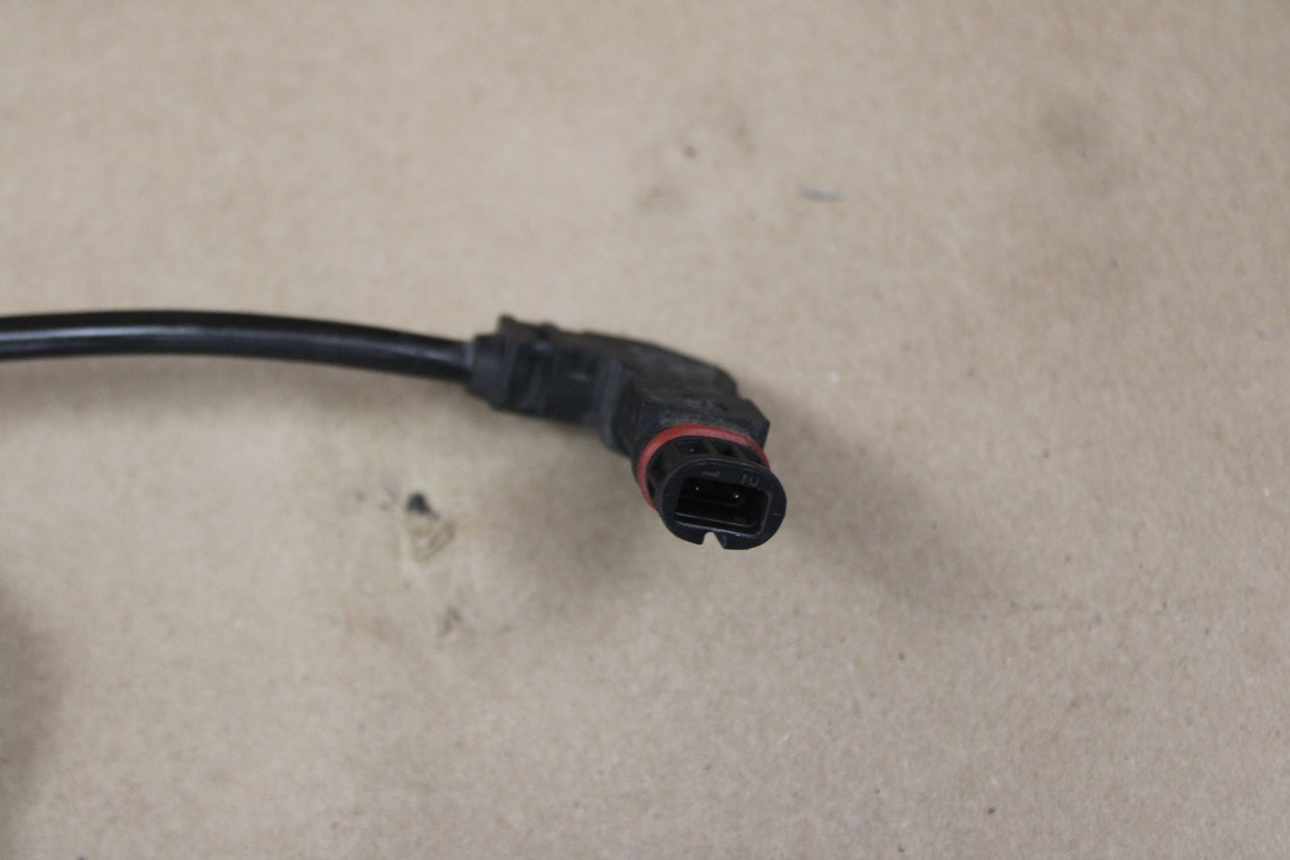 Chrysler 300 Dodge Challenger ABS Speed Sensors Rear & Front Set of 4