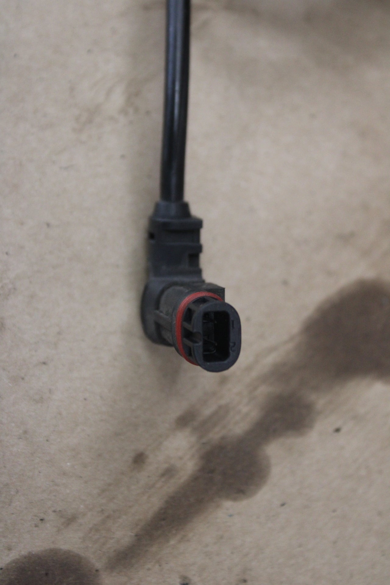 Chrysler 300 Dodge Challenger ABS Speed Sensors Rear & Front Set of 4