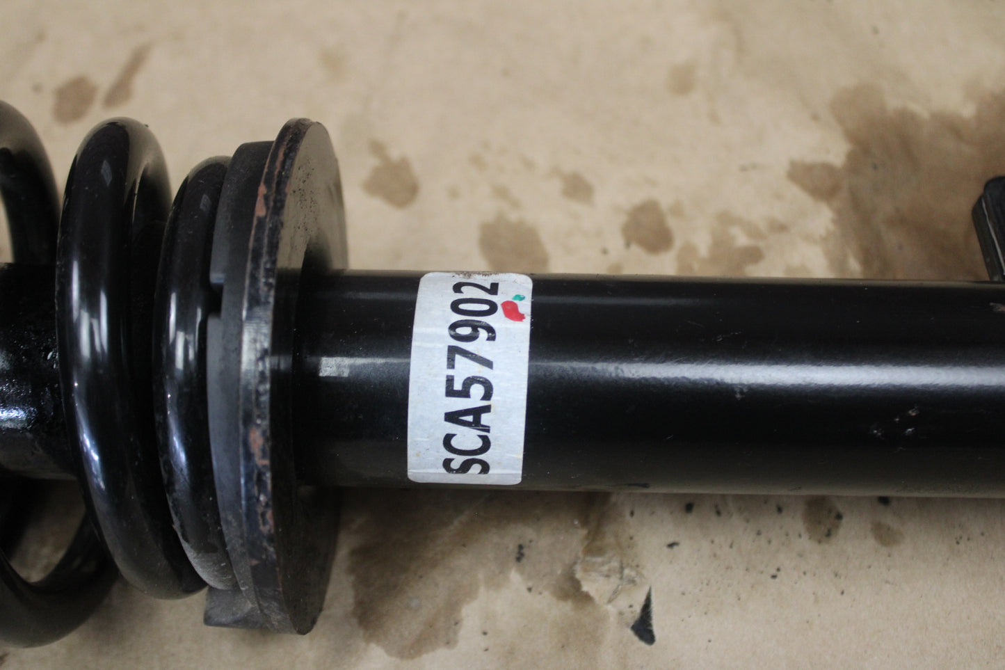 05-10 Chrysler 300C SRT8 Front Passenger RH Side Strut Shock Absorber