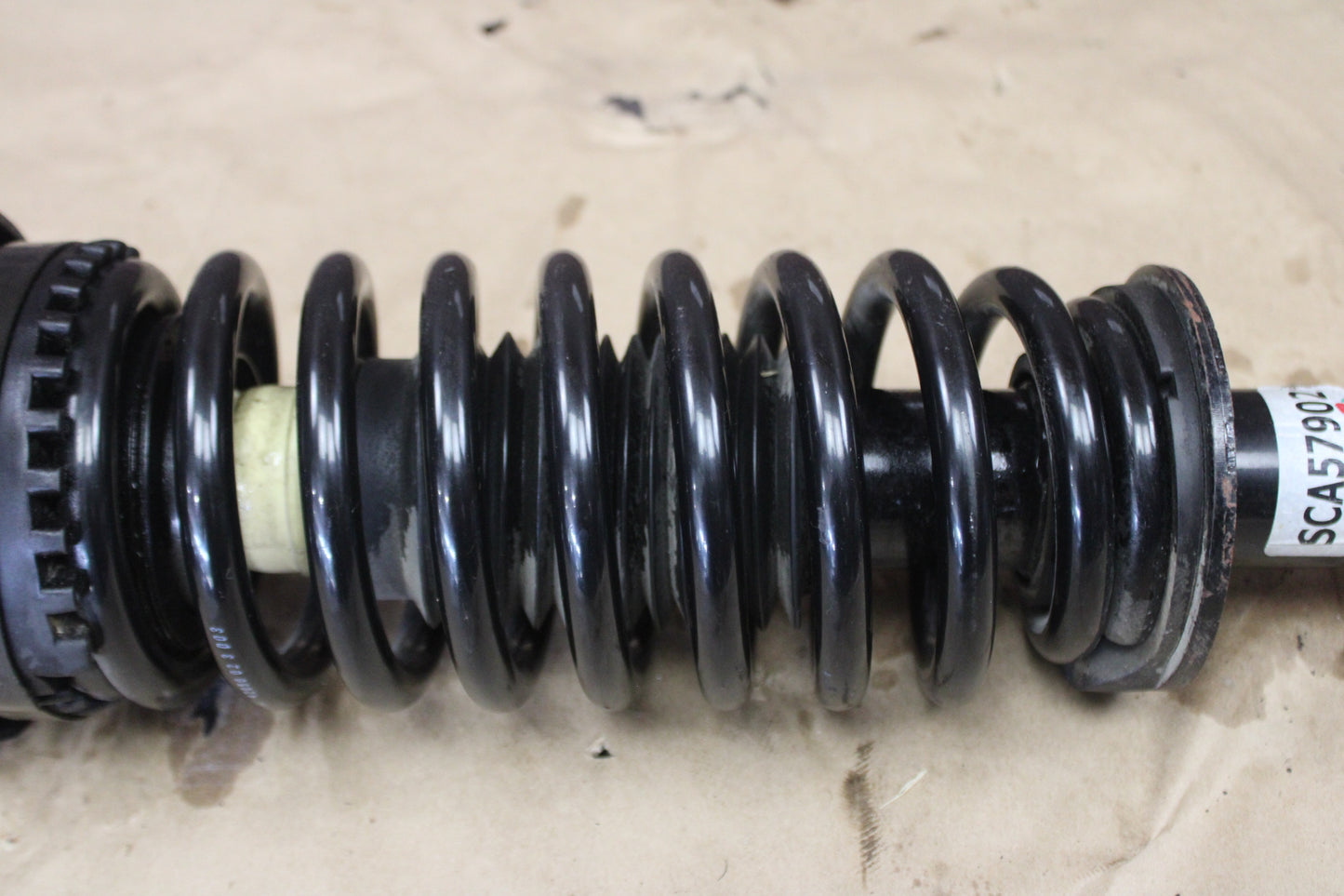 05-10 Chrysler 300C SRT8 Front Passenger RH Side Strut Shock Absorber