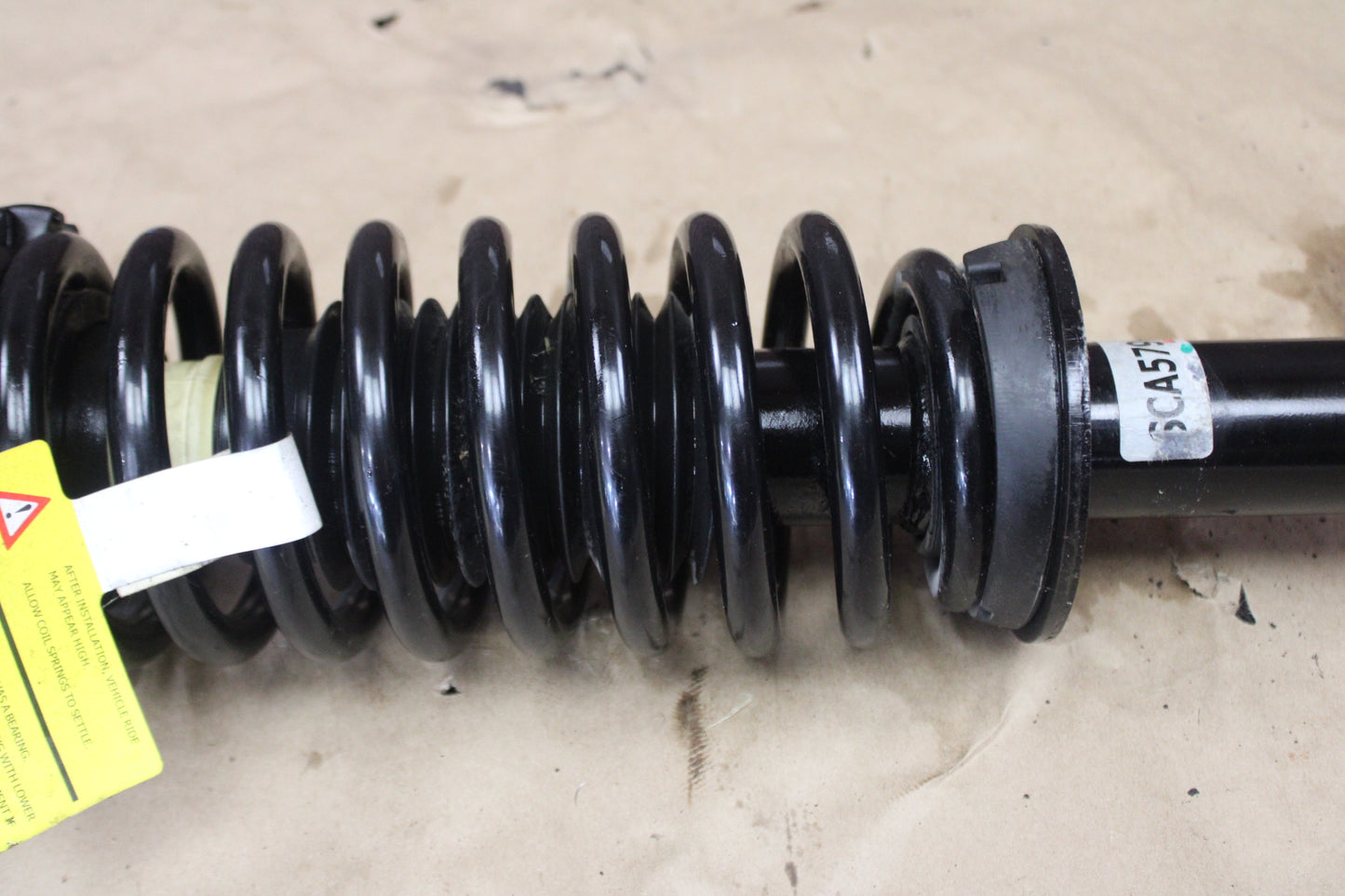 05-10 Chrysler 300C SRT8 Front Passenger RH Side Strut Shock Absorber