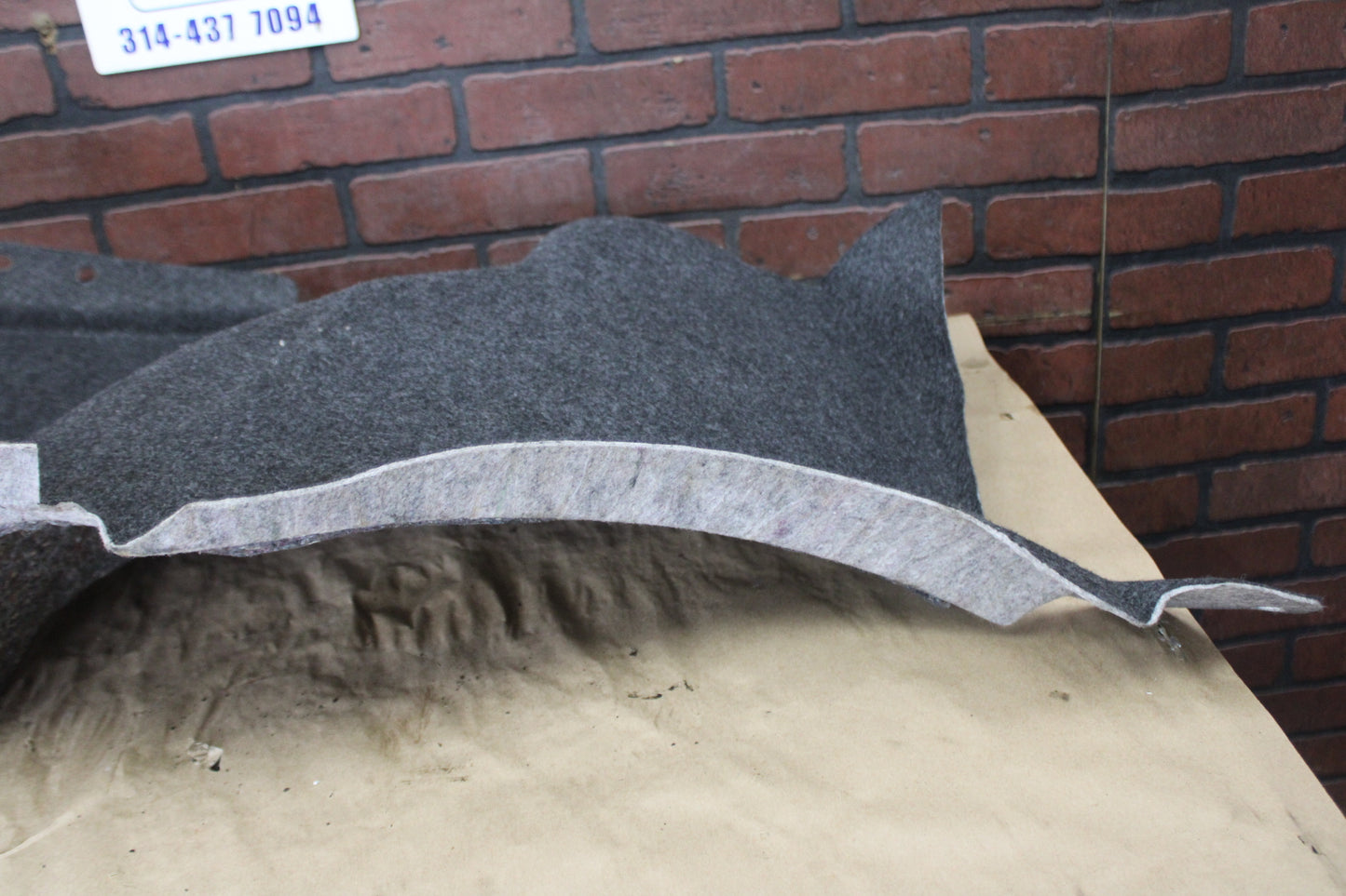 05-10 CHRYSLER 300 REAR DRIVER LH QUARTER TRUNK CARPET COVER PANEL