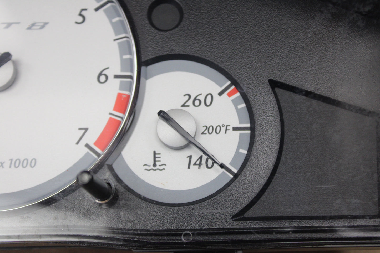 2005 - 2007 CHRYSLER 300C SRT8 OEM INSTRUMENT GUAGE CLUSTER SPEEDODOMETER