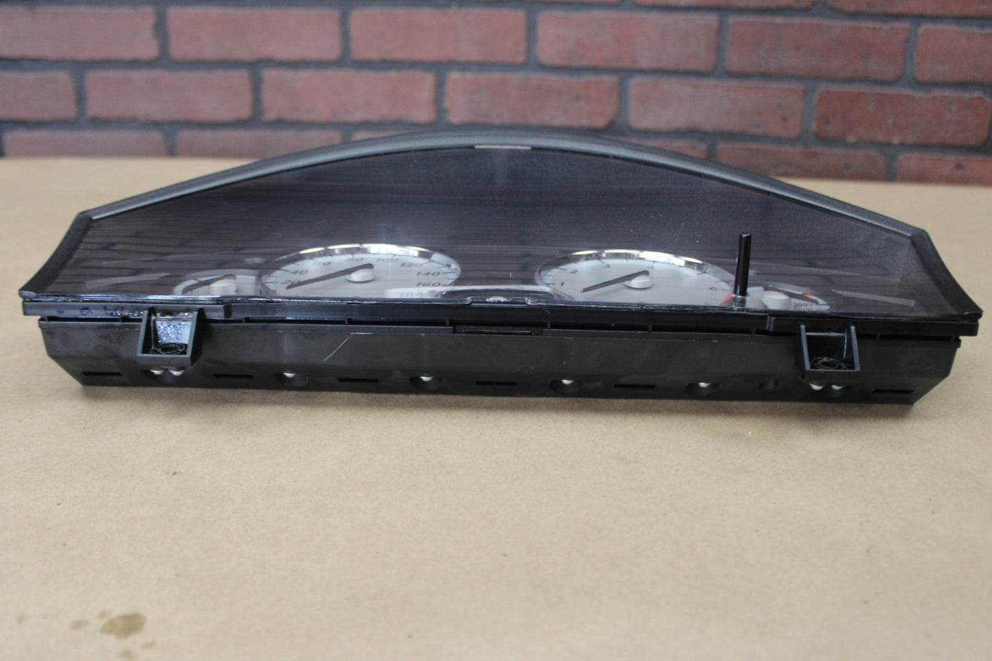 2005 - 2007 CHRYSLER 300C SRT8 OEM INSTRUMENT GUAGE CLUSTER SPEEDODOMETER