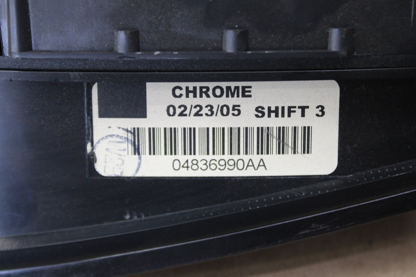 2005 - 2007 CHRYSLER 300C SRT8 OEM INSTRUMENT GUAGE CLUSTER SPEEDODOMETER
