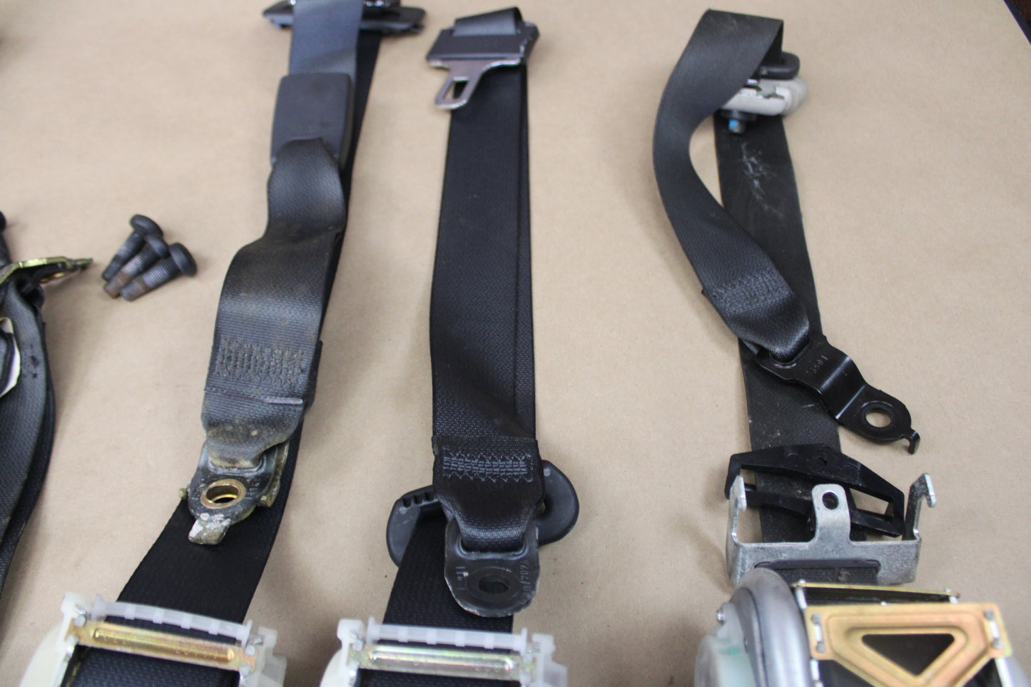 05-06 Charger Chrysler 300 OEM Full Set of Seat Belt Retractors Black 0UX54XDVAE