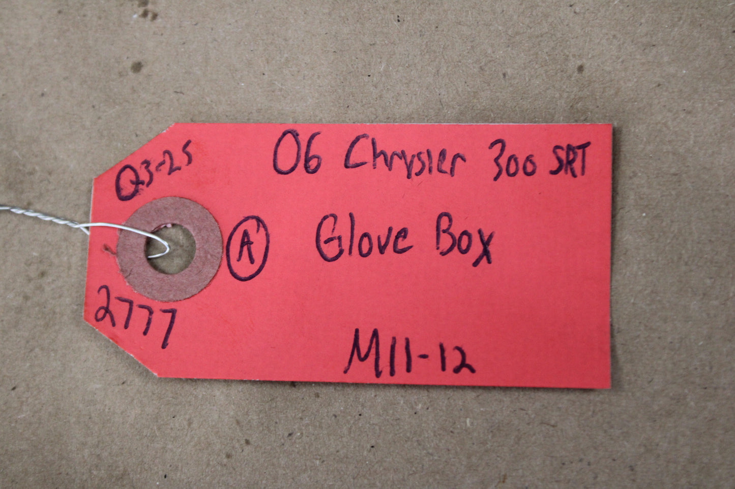 2005-2007 Chrysler 300 SRT8 Dash Interior Glove Box Assembly OEM 0XW23BD1AB