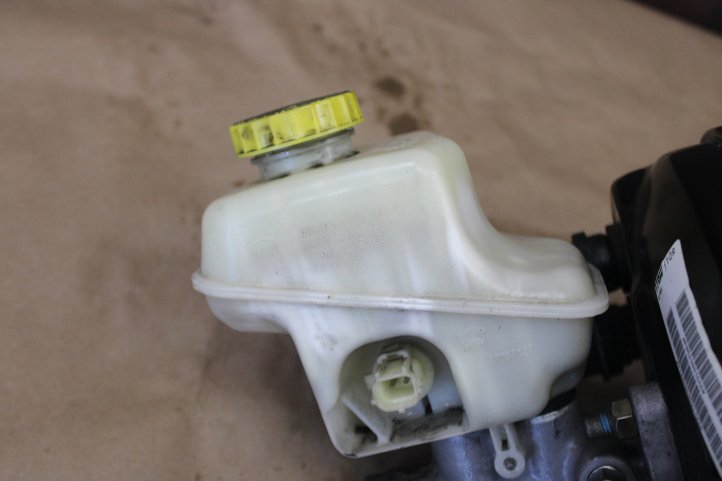 2005-2006 Chrysler 300 SRT Brake Booster Vacuum Master Cylinder 05290836AA