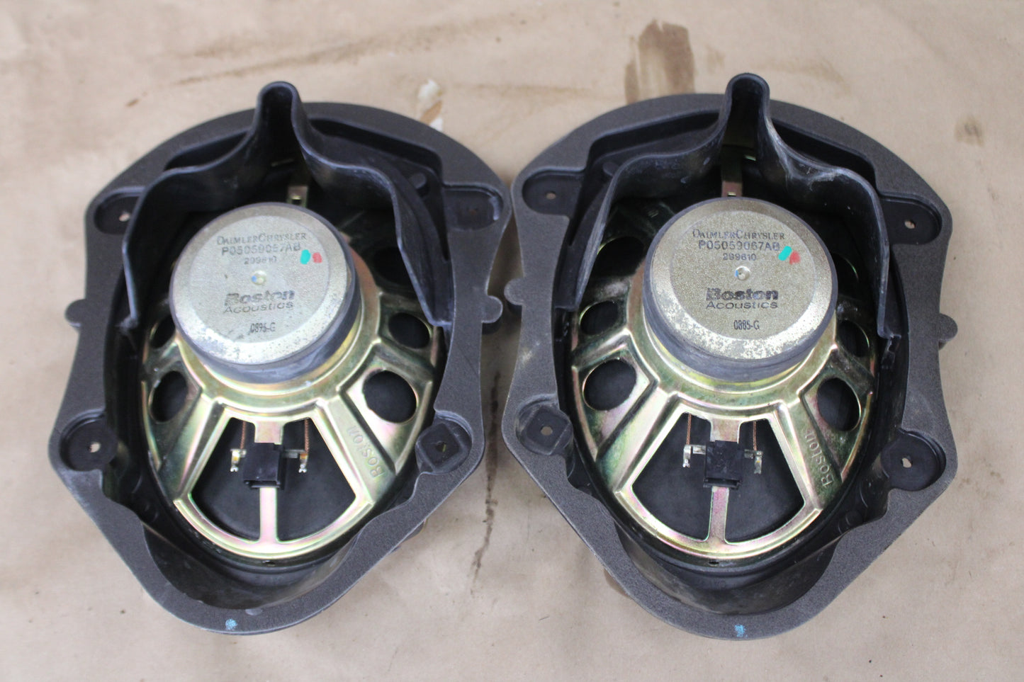 2006 Chrysler 300 SRT Sound Audio Speaker Set of 6 OEM