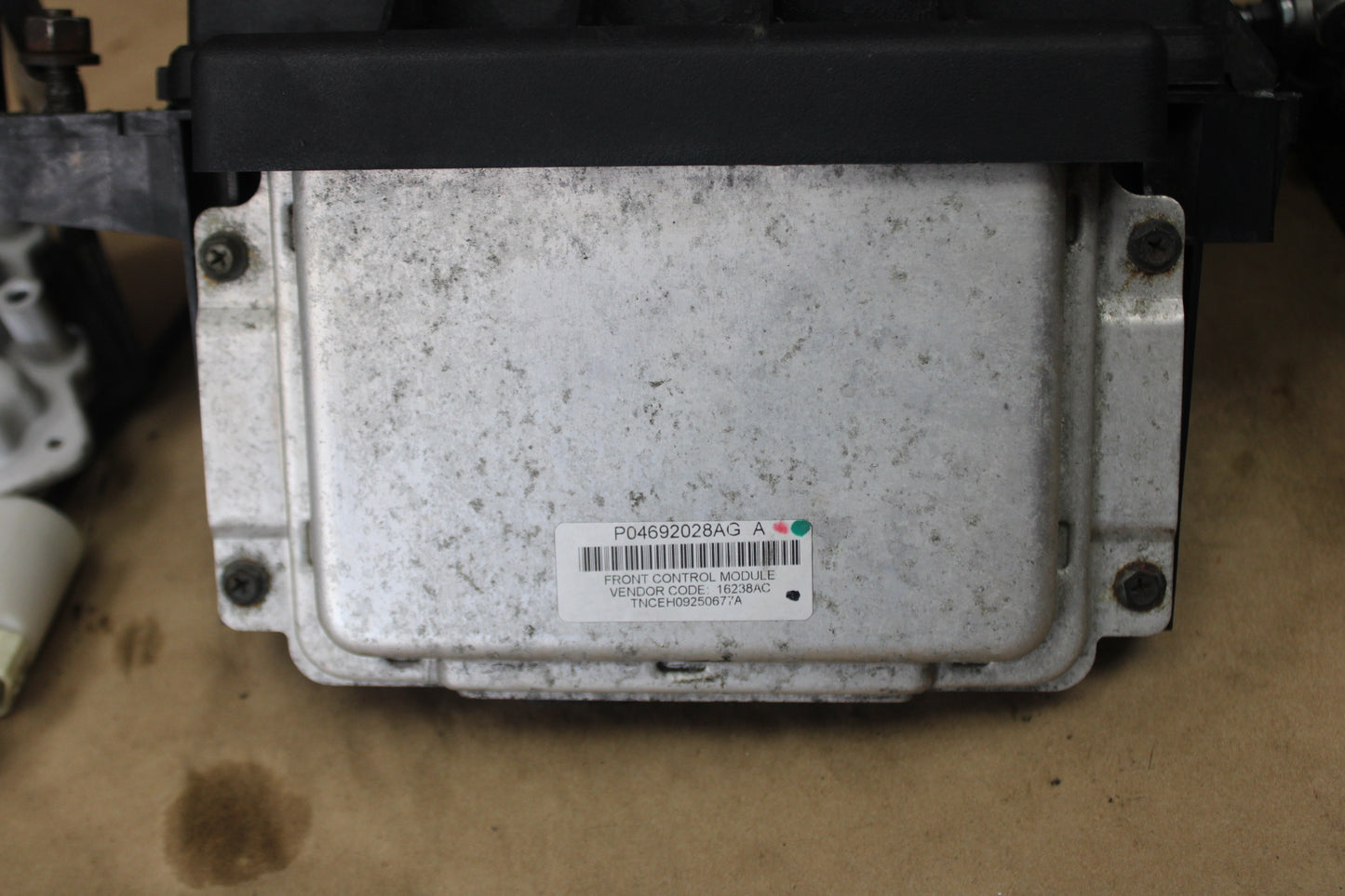 2006 Chrysler 300 SRT PCM BCM Ignition Park Assist Module Package OEM