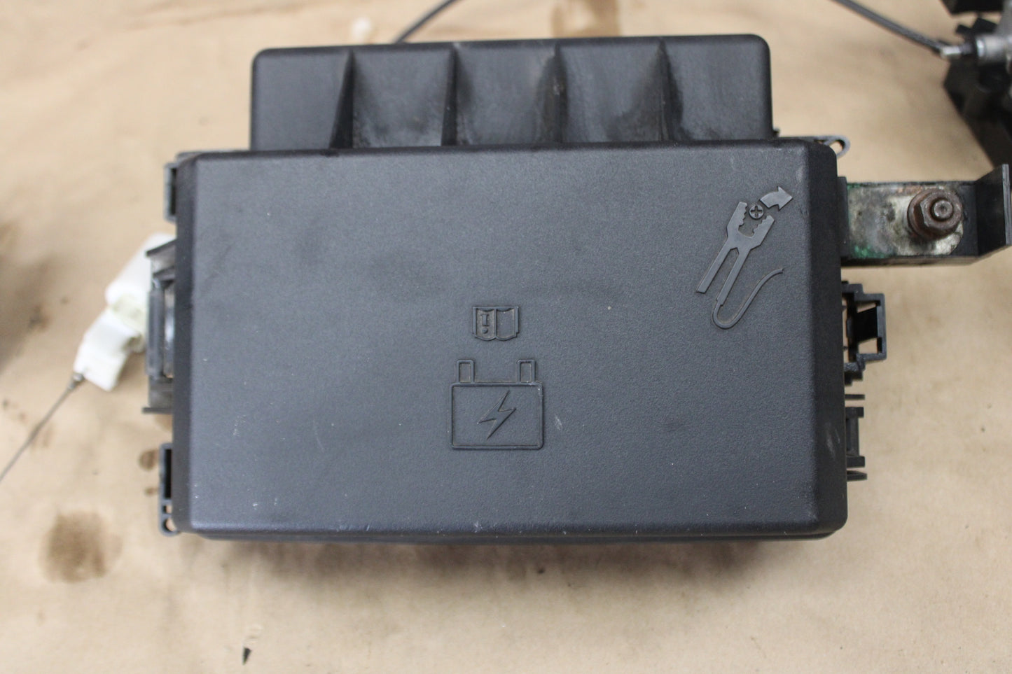 2006 Chrysler 300 SRT PCM BCM Ignition Park Assist Module Package OEM
