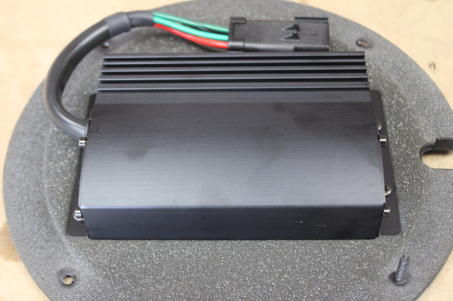 2006-2010 Chrysler 300/Charger OEM Radio Audio Amplifier Amp Assembly 05290521AA