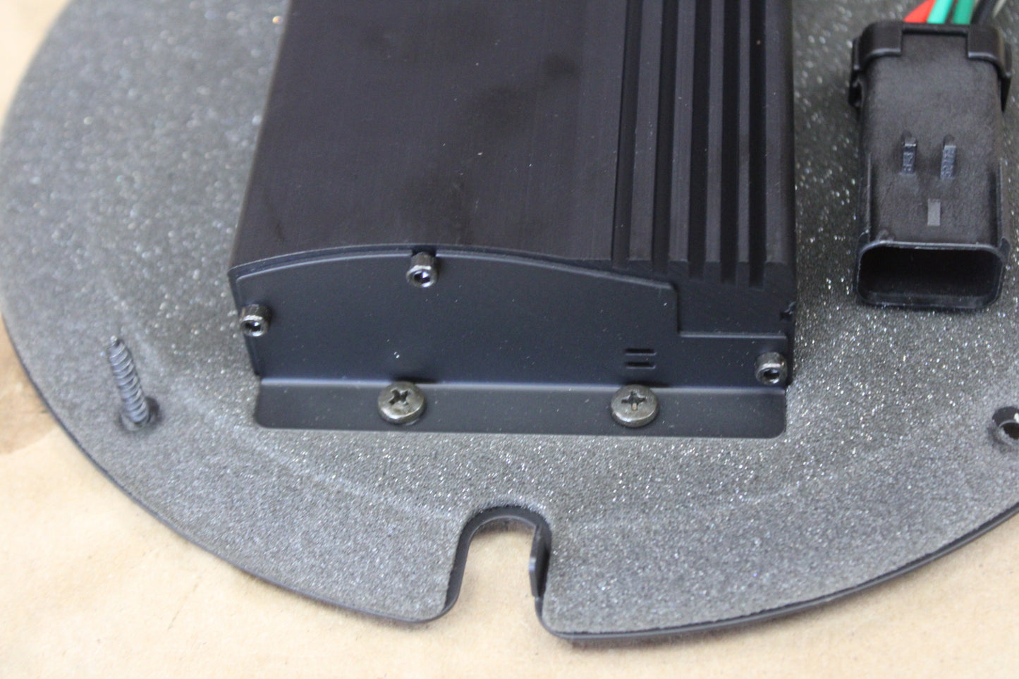 2006-2010 Chrysler 300/Charger OEM Radio Audio Amplifier Amp Assembly 05290521AA