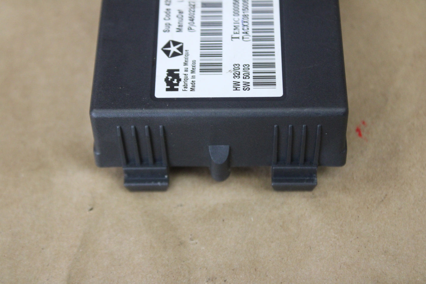 2005 - 2006 CHRYSLER 300C SRT8 6.1L HEMI OEM HEATED SEAT CONTROL MODULE COMPUTER