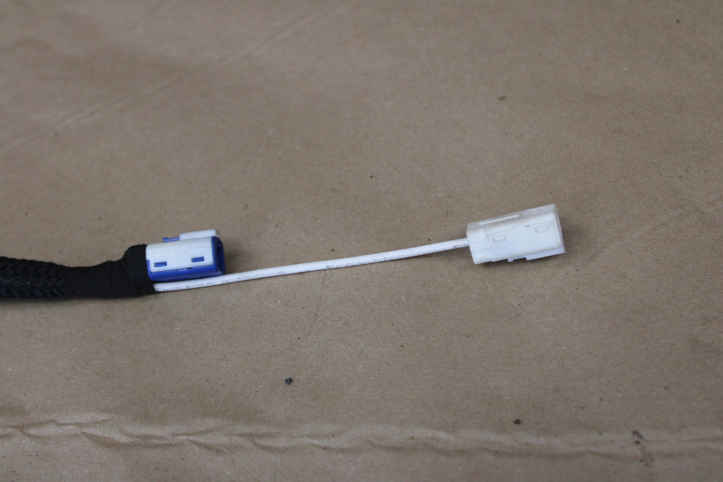 CHRYSLER 300C SRT8 05-12 OEM RADIO STEREO ROOF GPS SATELLITE ANTENNA