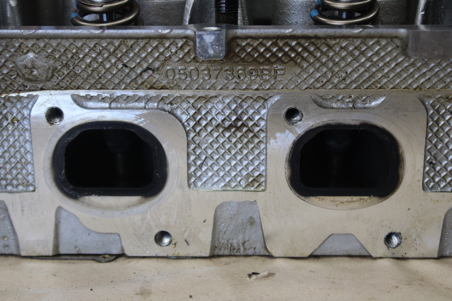 2011-2024 Dodge Charger 6.4L 392 Hemi OEM Left Cylinder Head Pair Scat Pack DMG