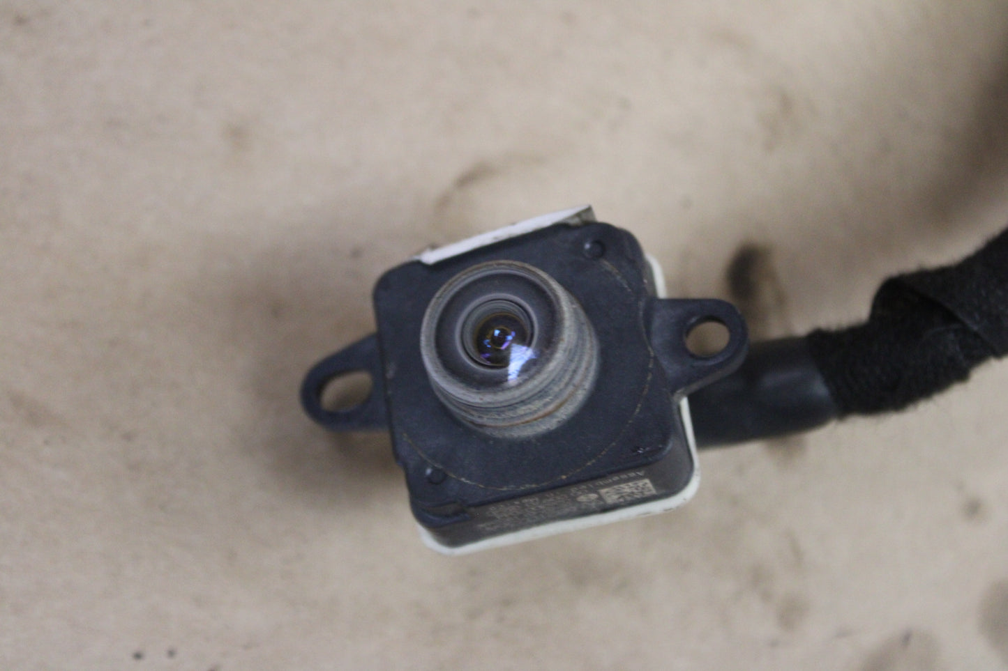 2015-2018 Dodge Charger Back up Camera Assembly w/ Jumper