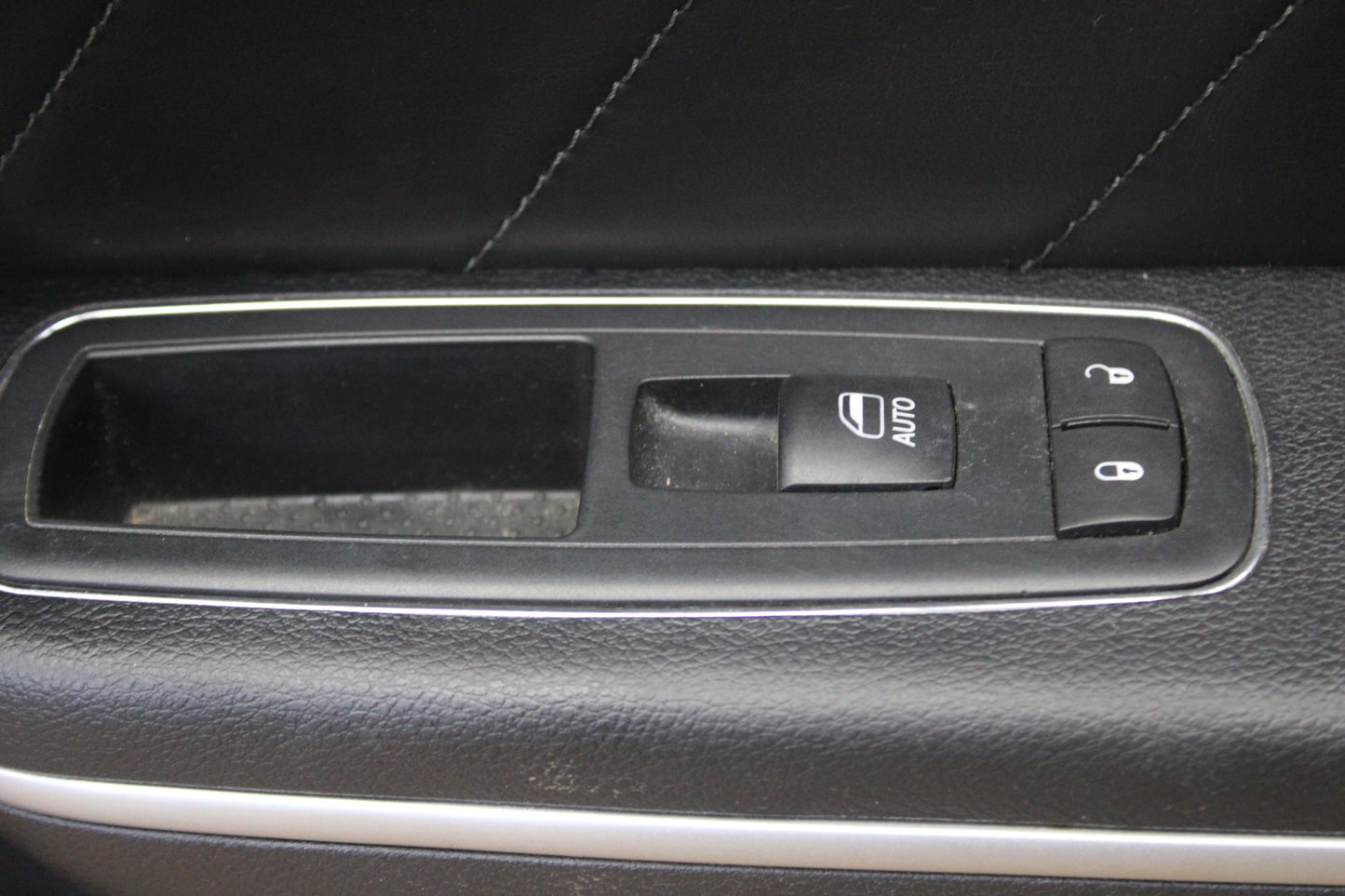 2015-2023 Dodge Charger Scat Pack Leather Door Card Panel Trim Beats Assembly