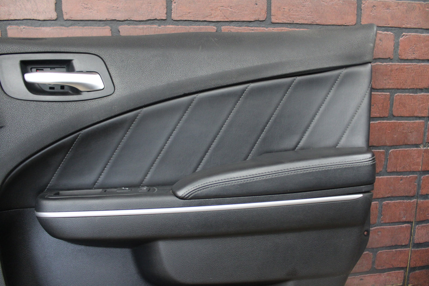 2015-2023 Dodge Charger Scat Pack Leather Door Card Panel Trim Beats Assembly