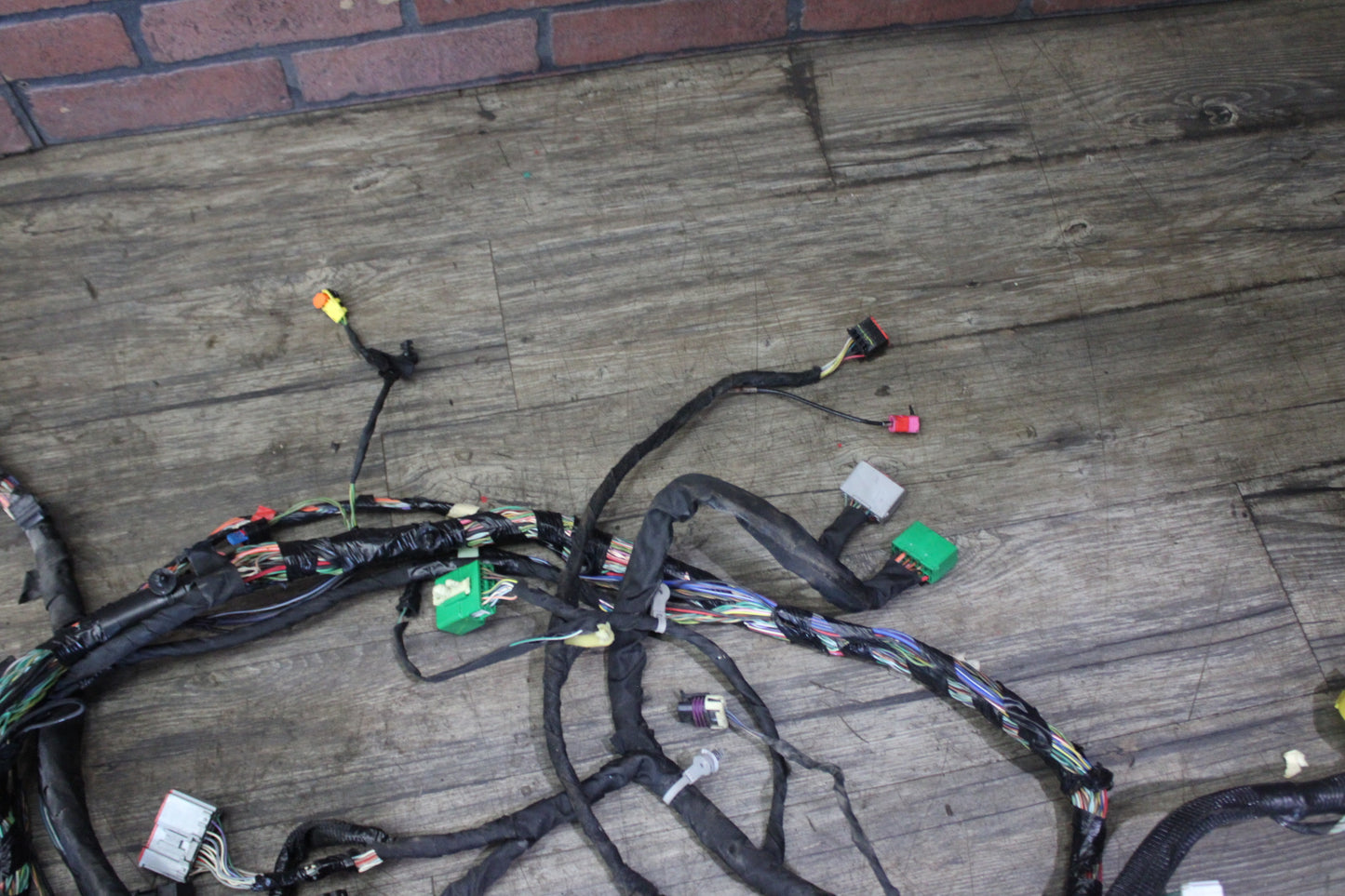 2016 Dodge Charger SRT 392 R/T Scat Pack 6.4L Body Wiring Harness Fuse Box