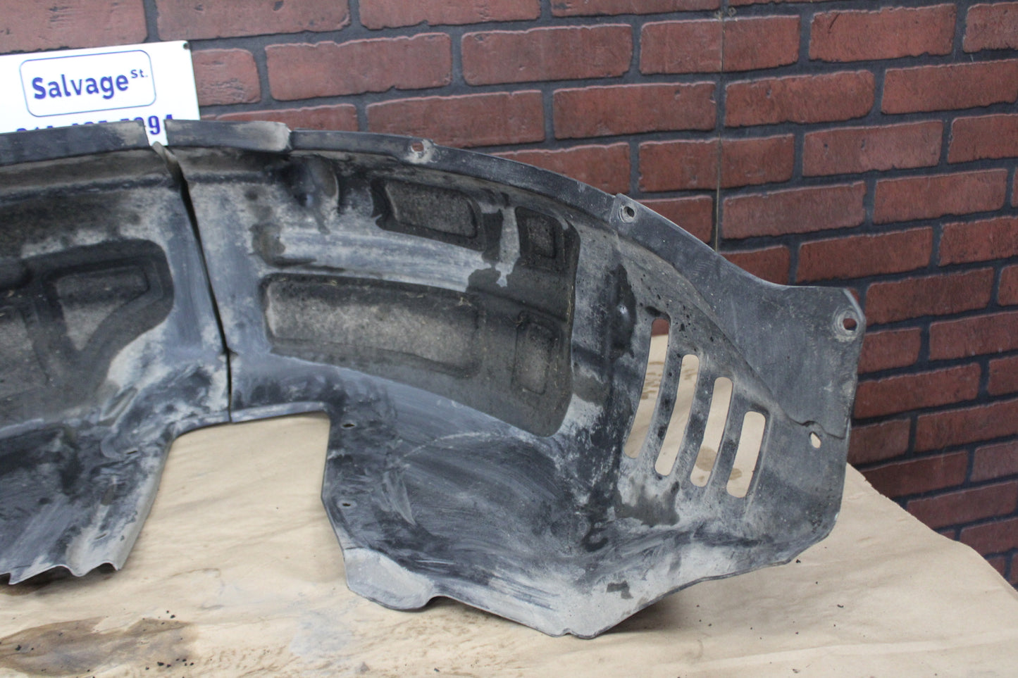 2015-2023 DODGE CHARGER REAR LEFT QUARTER WHEEL HOUSING SPLASH SHIELD 68477159AA